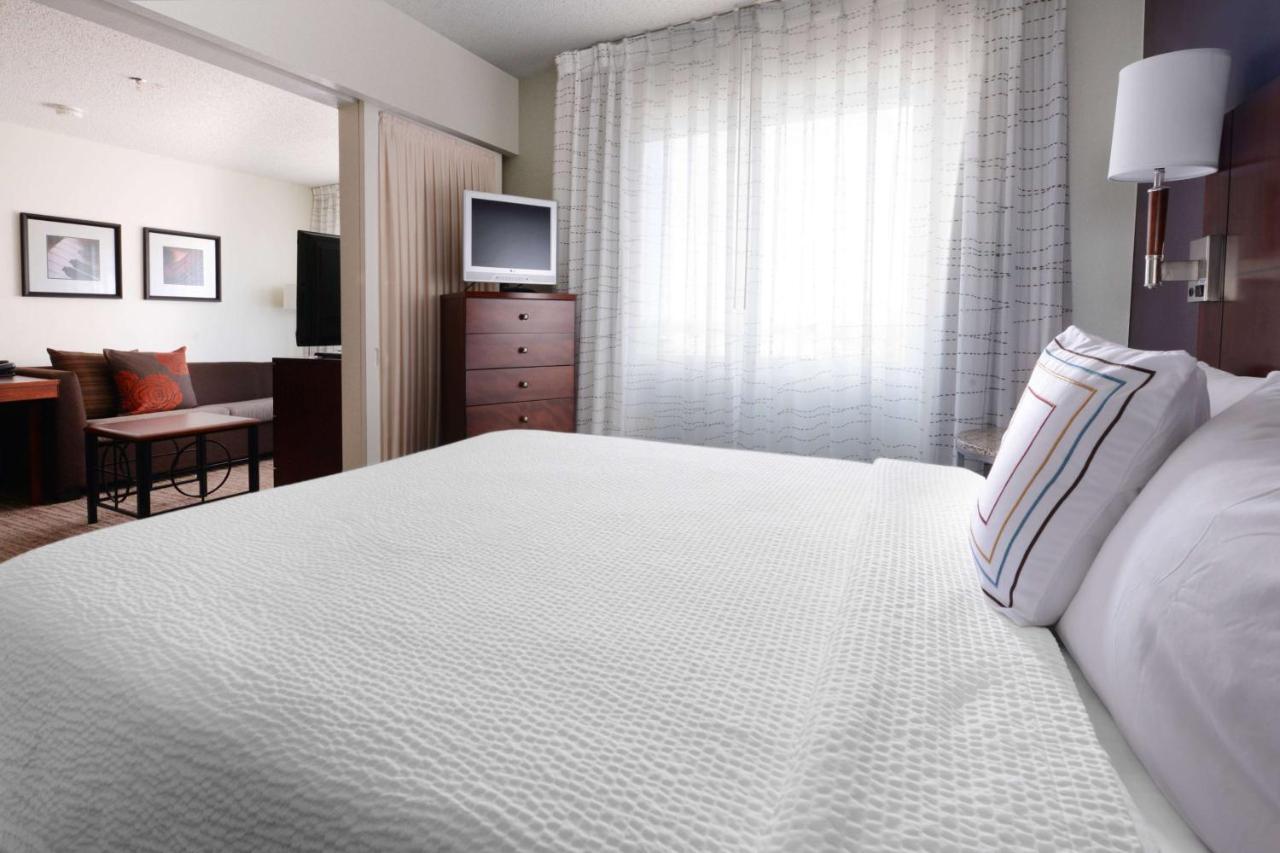 Sonesta Es Suites Dallas Central Expressway Екстер'єр фото