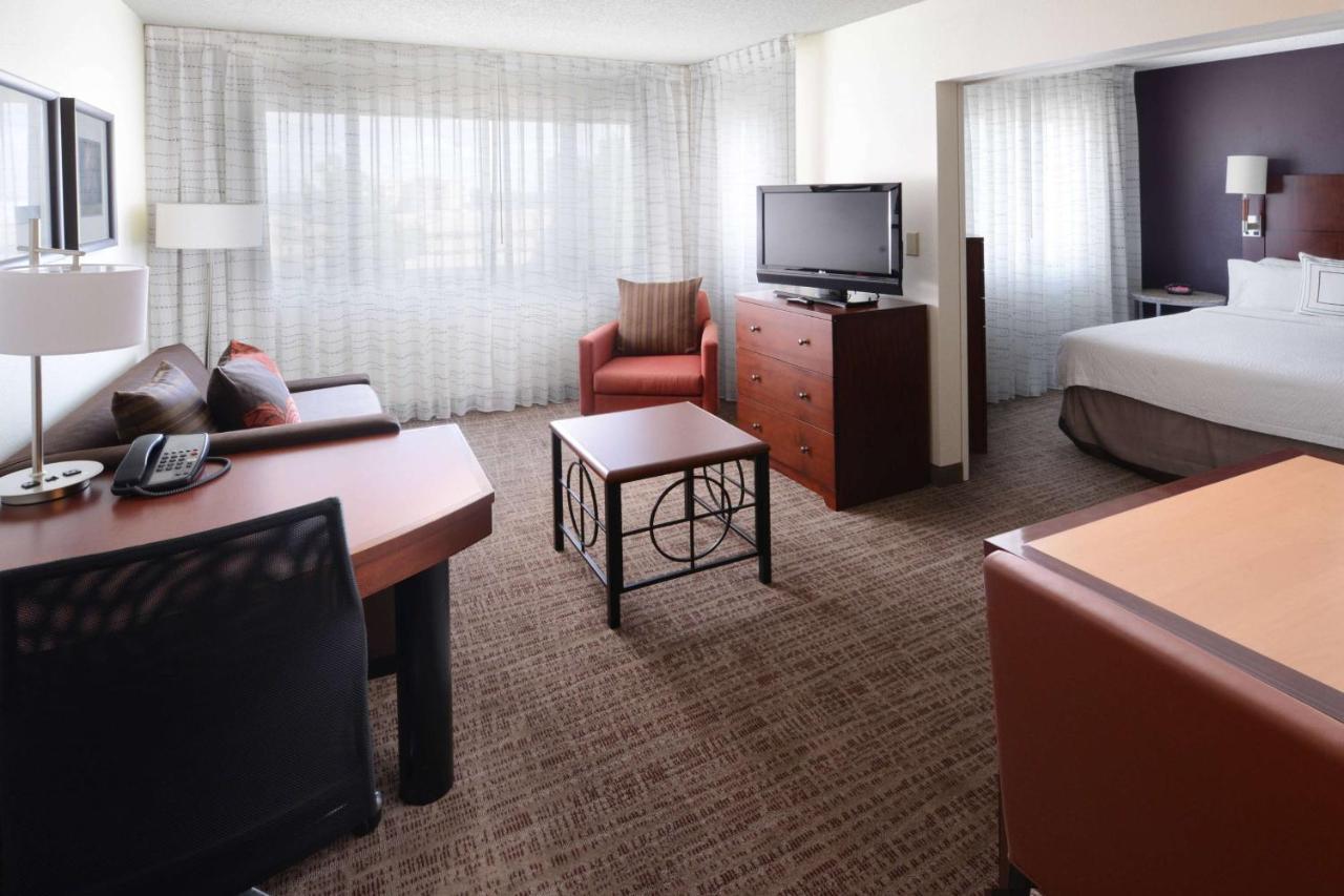 Sonesta Es Suites Dallas Central Expressway Екстер'єр фото