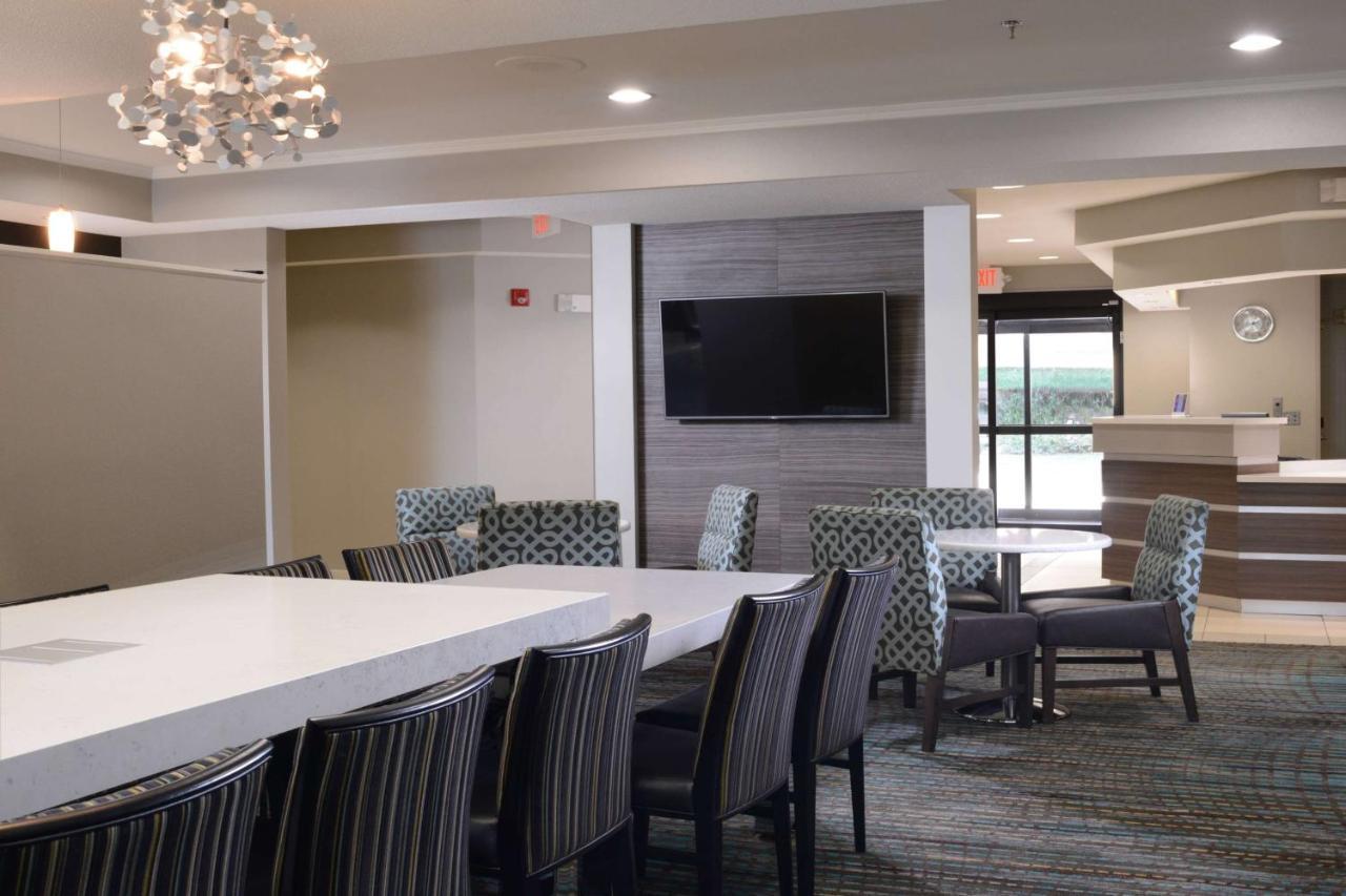 Sonesta Es Suites Dallas Central Expressway Екстер'єр фото