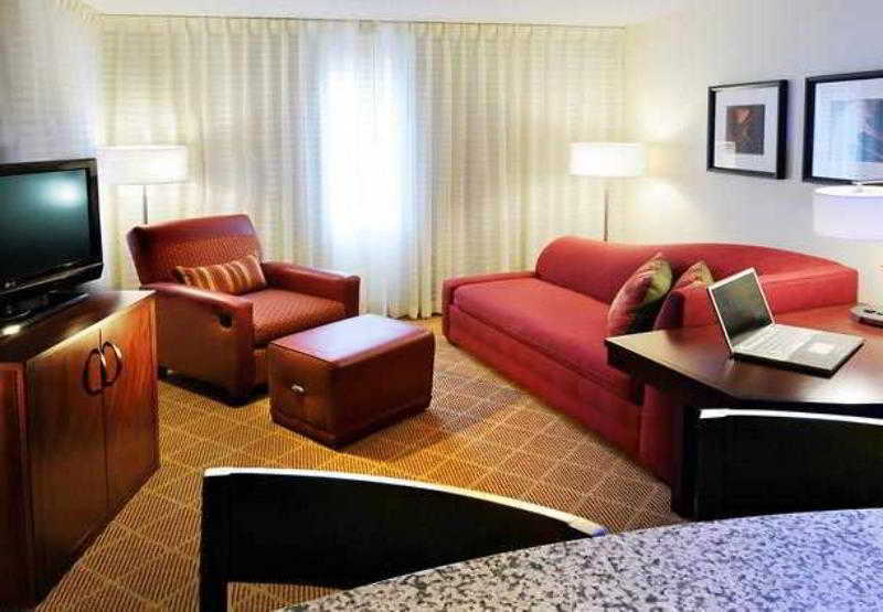 Sonesta Es Suites Dallas Central Expressway Екстер'єр фото